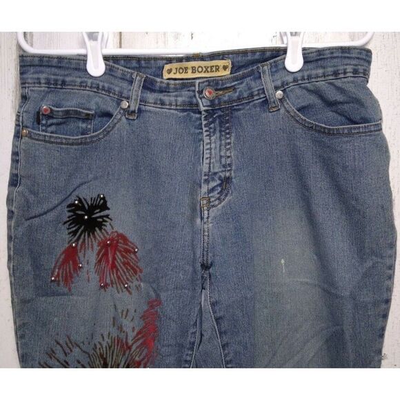 Joe Boxer Women's Blue Jeans Flare Denim Floral Embellished Zip Fly Size 9 32x32 - Picture 2 of 8